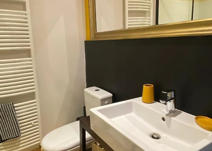 La Maison Cachee Bed & Breakfast Beaune (Cote d'Or)